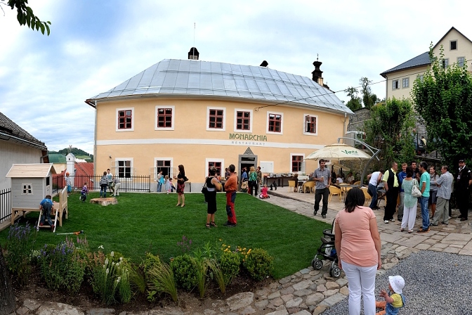 Monarchia restaurant Banská Štiavnica Reštaurácie v Banskej Štiavnici - Monarchia